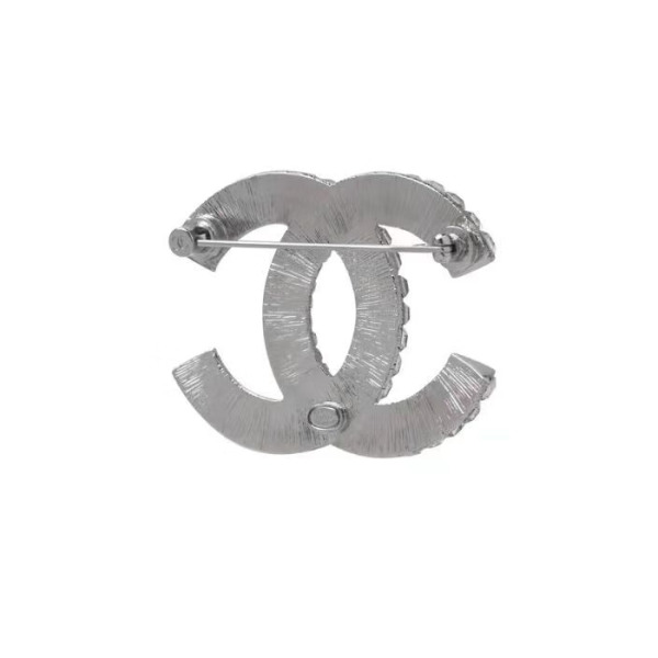 Chanel classic double-C fashion and casual brooch for women - Image 3