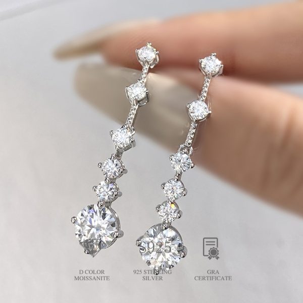 Long tassel earrings with Moissanite made of S925 silver - Image 3