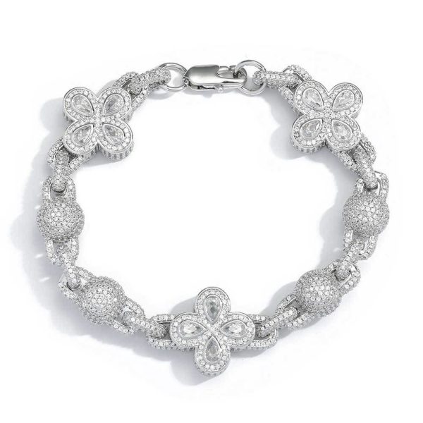 Premium men's zirconia bead bracelet with four-leaf clover design