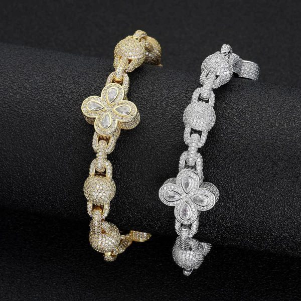 Premium men's zirconia bead bracelet with four-leaf clover design - Image 4